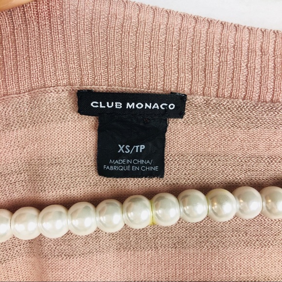 CLUB MONACO | Long Sleeve Stripped V-neck Top - Picture 3 of 5